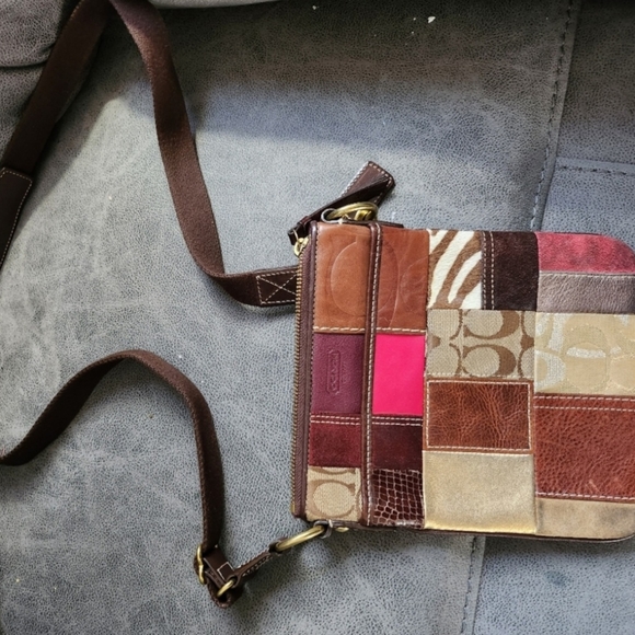 Coach Handbags - Coach crossbody